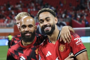 曼晚：曼联的夏窗堪称完美，补强了前锋门将&amp;冗员也基本送走了