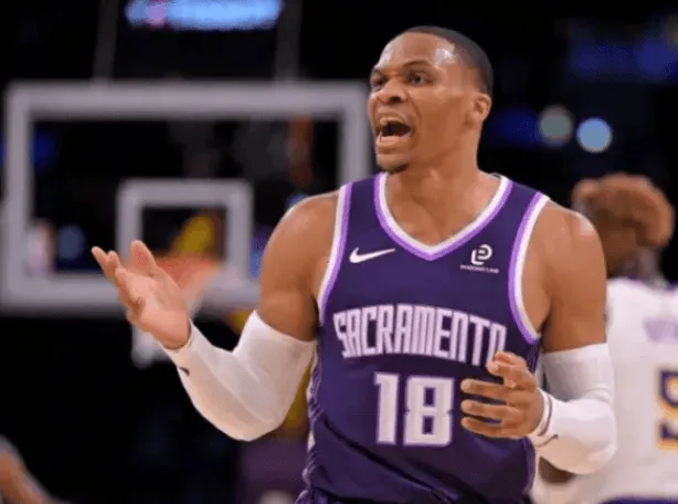 爱游戏体育-ESPN预测明日比赛：国王胜率72.1%，奇才胜率27.9%